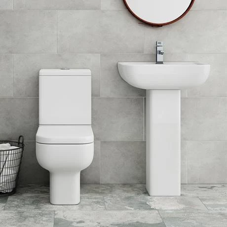 Pro 600 Modern Free Standing Bath Suite 5 Pro 600 Modern Free Standing Bath Suite - Image 5