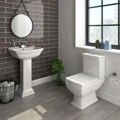 Rydal 4-Piece Traditional Bathroom Suite