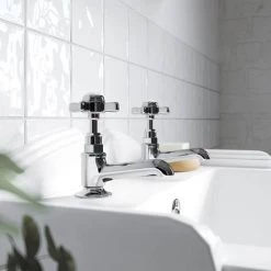 Winchester 2TH Traditional Bathroom Suite (incl. Basin Taps + Luxury Cistern Lever) -Bathroom Suites Sales WIN 5PC 2TH d5 460