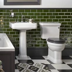 Heritage Wynwood Traditional 4-Piece Bathroom Suite
